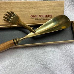 Vintage Oak Street Shoe Horn & Back Scratcher. Oak Handle 16". (635)